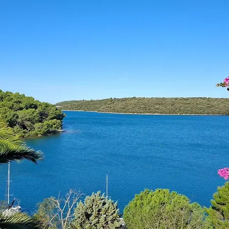 Apartment Calm Sea View Banjole