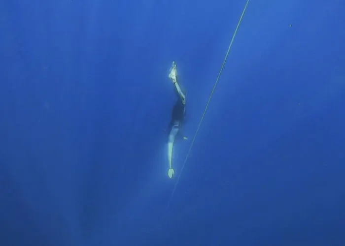 Calm Sea View 公寓 班约勒